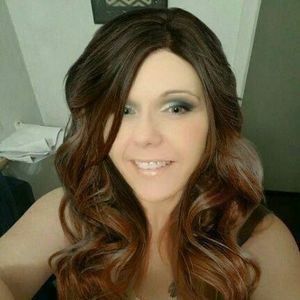 Meet your Posher, Phoenix